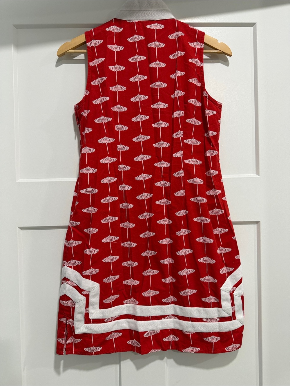 Sail to Sable Red Sleeveless Printed Shift Dress with White Trim - Picture 6 of 6